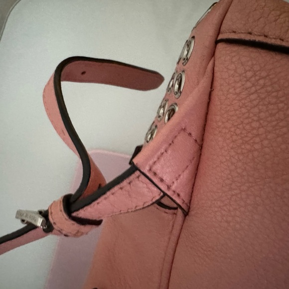 MICHAEL MICHAEL KORS Women's Rhea Zip Medium silver ringed Backpack - pale Pink - Picture 4 of 16